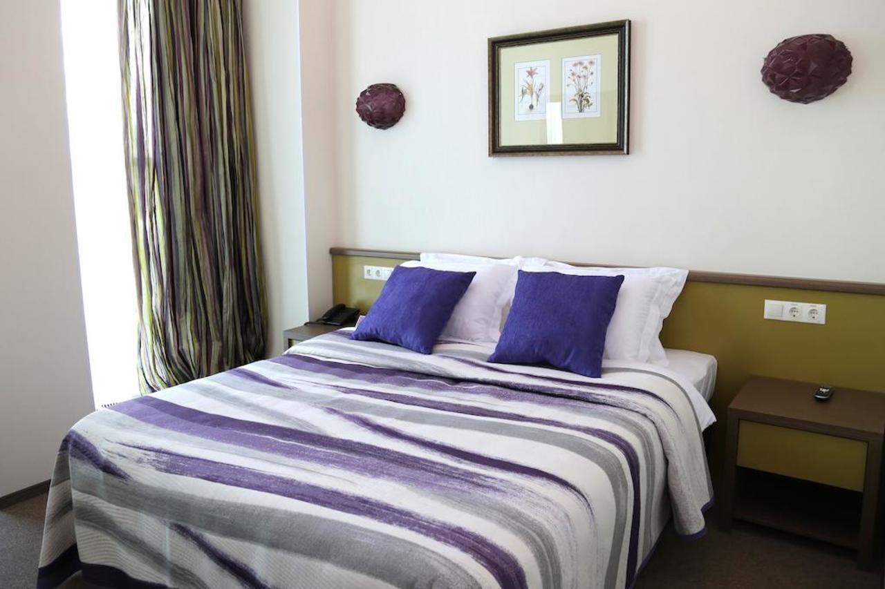Iris Art Hotel خاركيف المظهر الخارجي الصورة