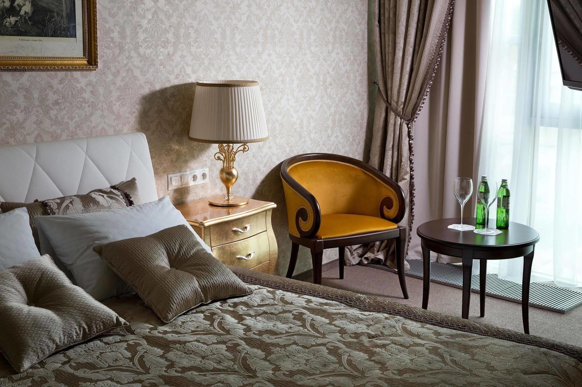 Iris Art Hotel خاركيف المظهر الخارجي الصورة