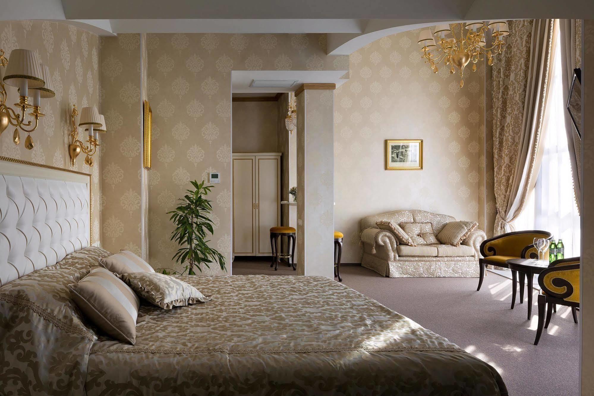 Iris Art Hotel خاركيف المظهر الخارجي الصورة